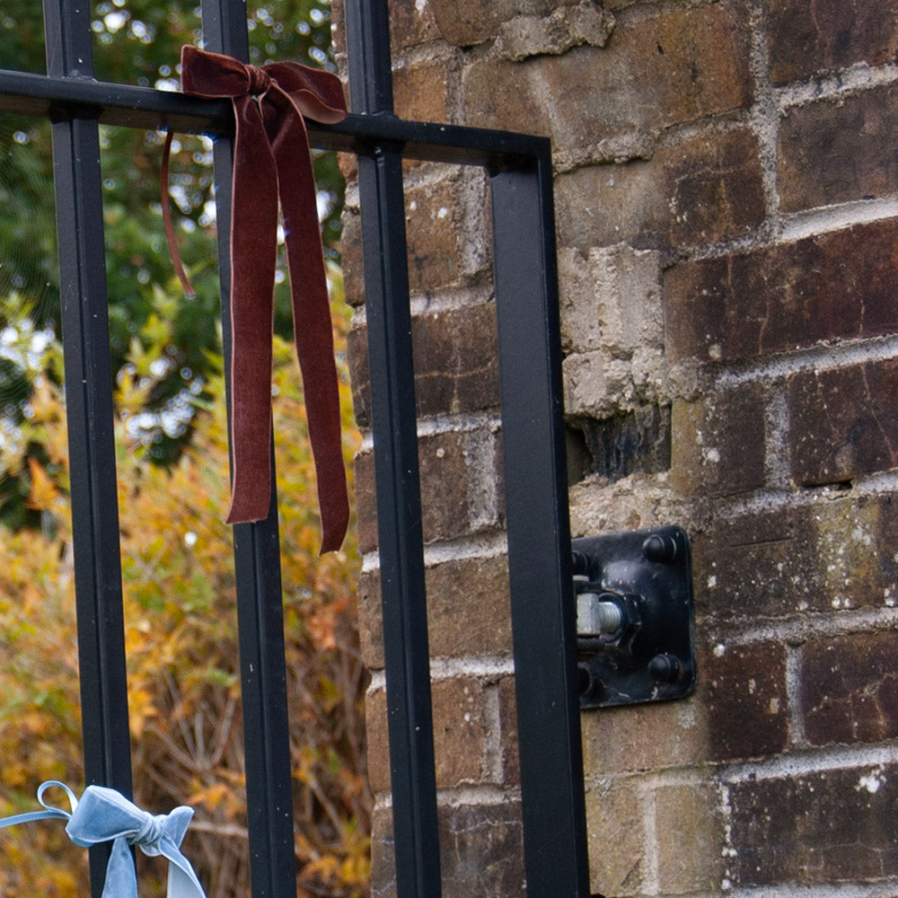 Velvet Napkin Bow - Chestnut Truffle (Set 4)