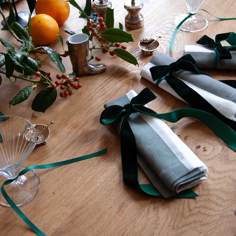 Velvet Decorative Bow - Evergreen (Set 4)