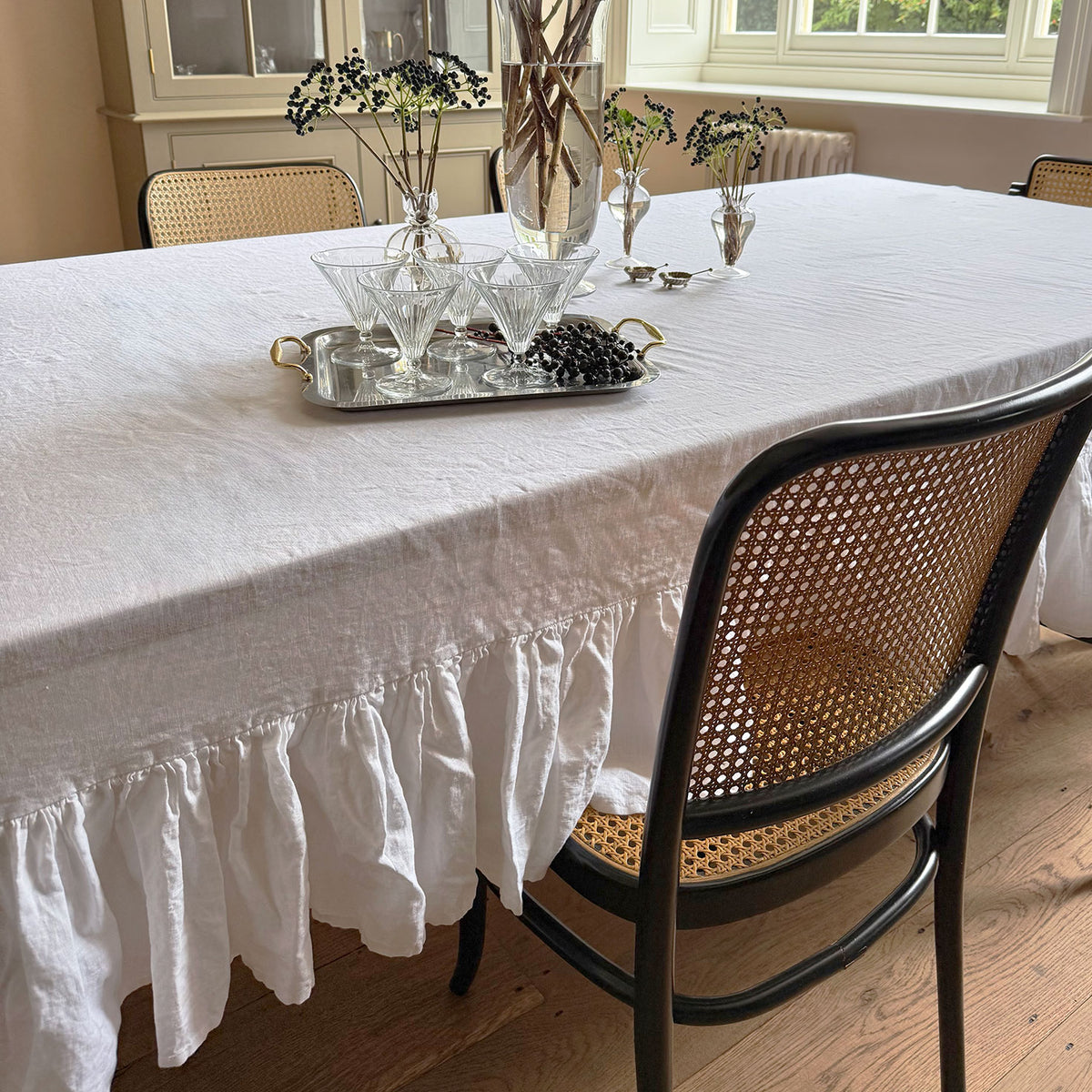 Mistral Drape Ruffled Linen Tablecloth: Voile (White)