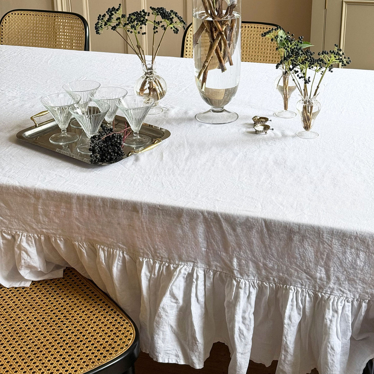 Mistral Drape Ruffled Linen Tablecloth: Voile (White)