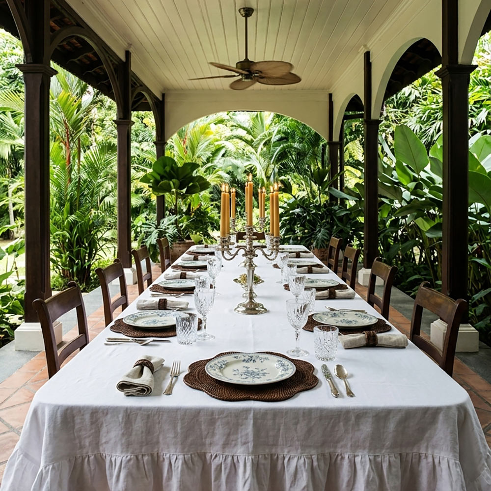 Handwoven Scalloped Rattan Placemat - Espresso