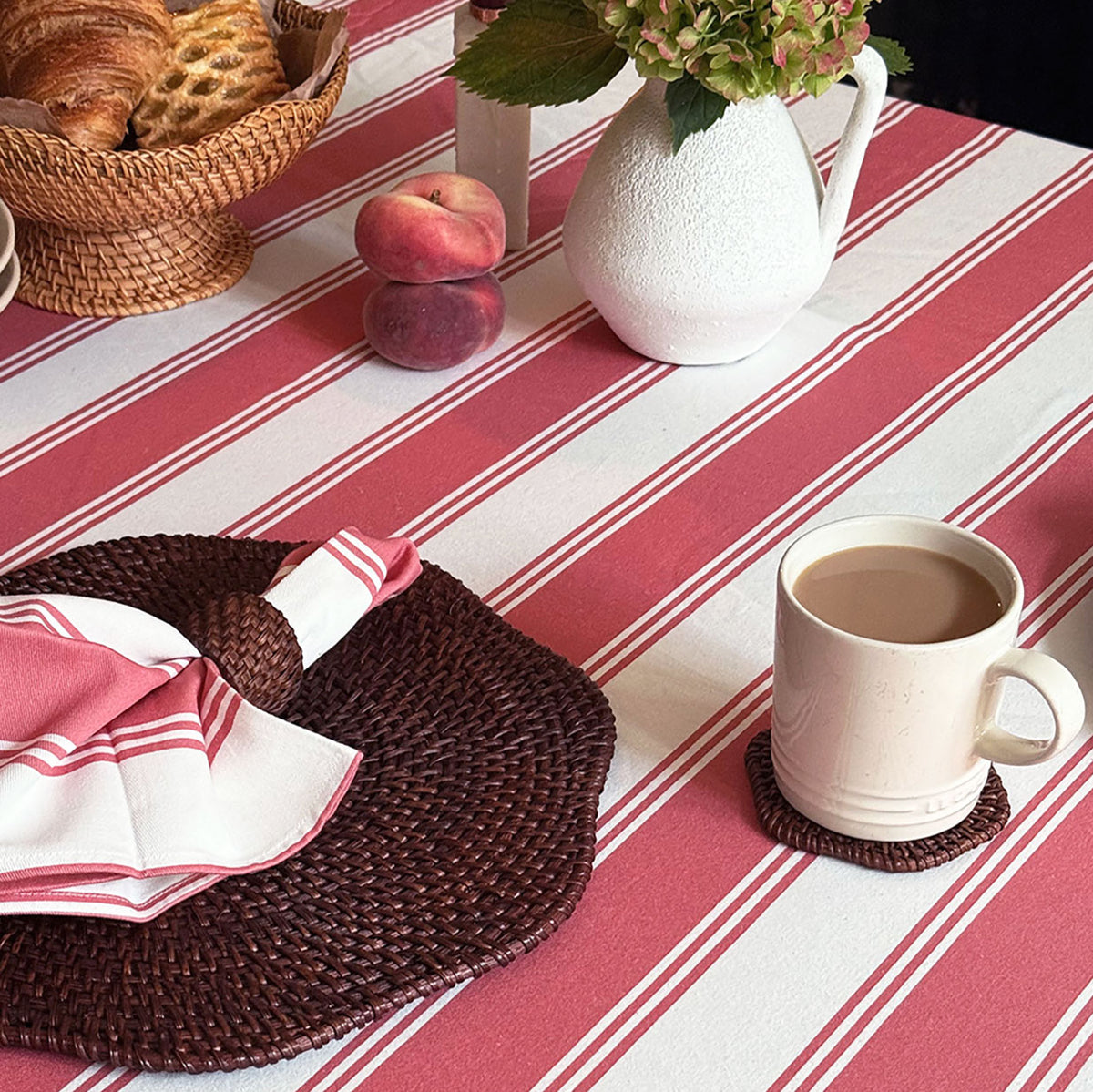 Handwoven Scalloped Rattan Coasters ( 6pcs) - Espresso