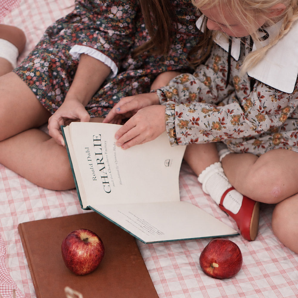 The Orchard Ruffled Quilt & Pillow Set - Cherry