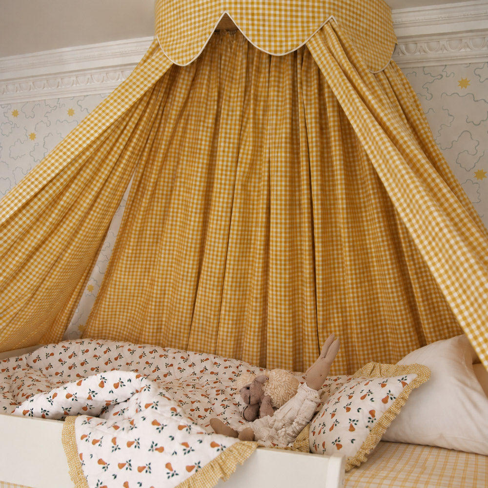 The Orchard Ruffled Quilt & Pillow Set - Pear