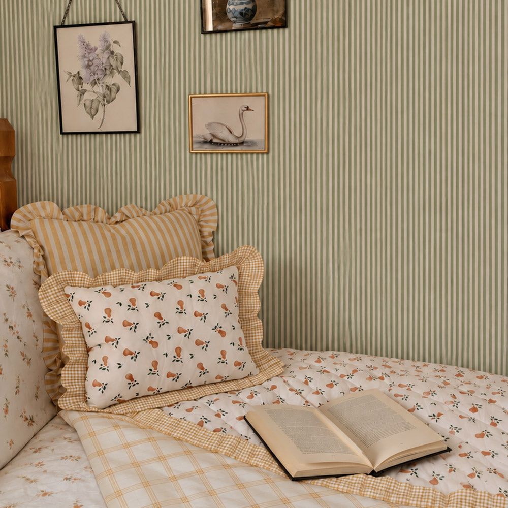 The Orchard Ruffled Quilt & Pillow Set - Pear