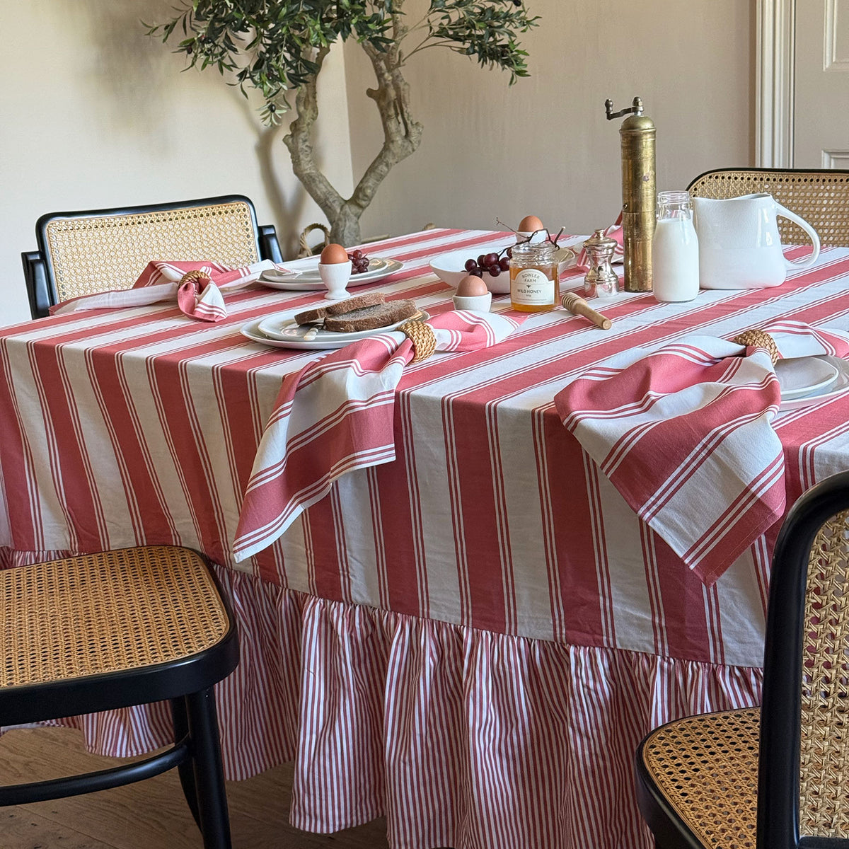Ruffled Organic Cotton Tablecloth – Rosato Stripe